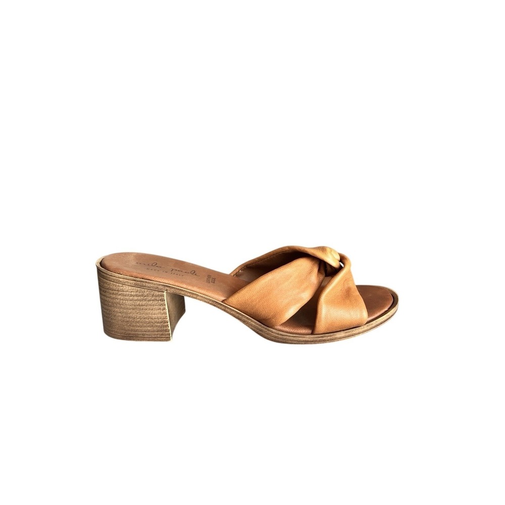 Mila Paoli Women's‎ Leather Chunky Block Heel Slip On Brown Leather Sandals 9